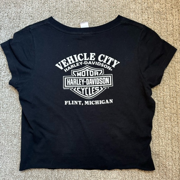 Harley Davidson Black and Gold Eagle Printed Biker Cropped Baby Tee Size Small - Picture 3 of 4